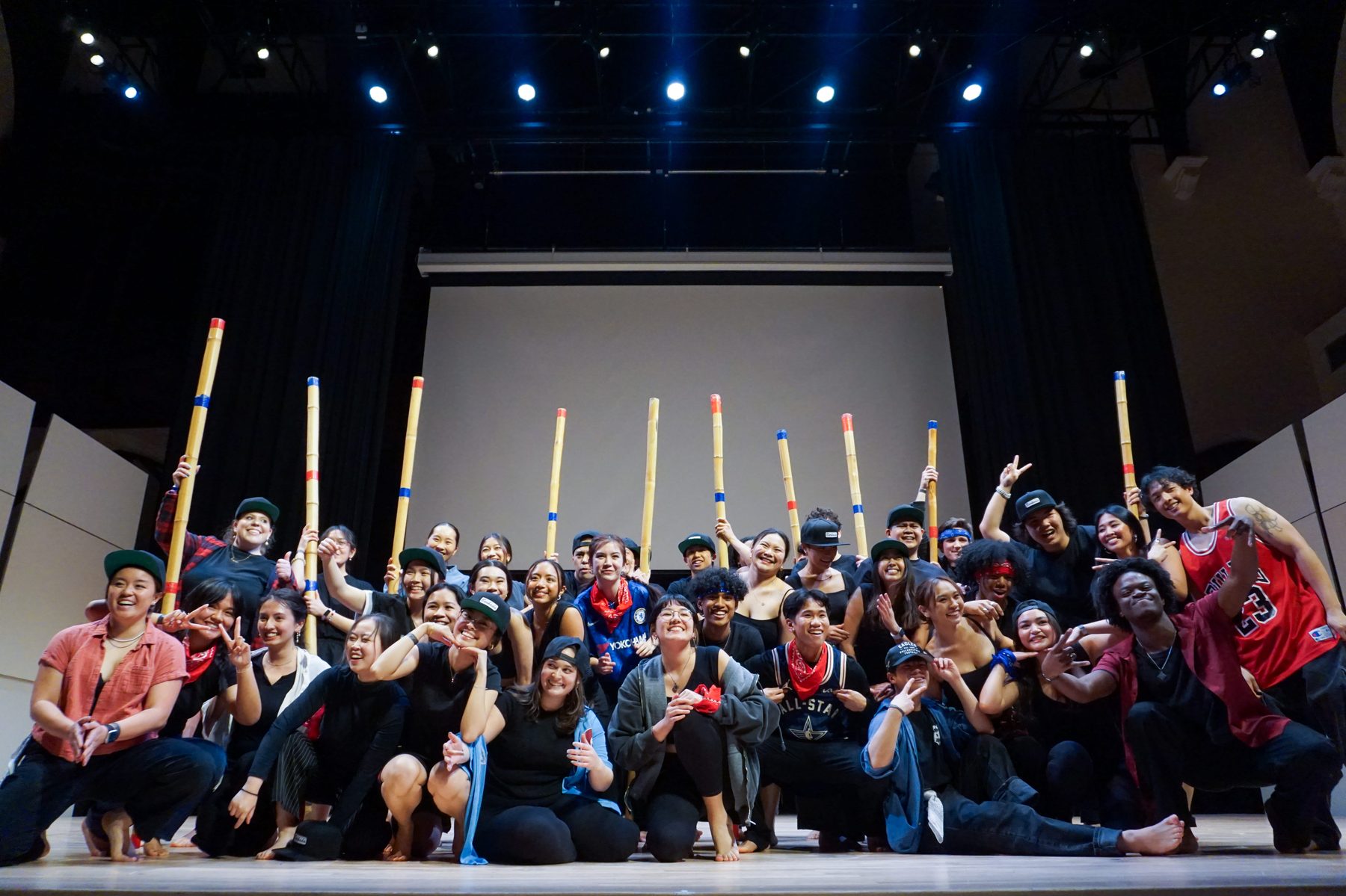 Bahay Kubo cast with bamboo poles